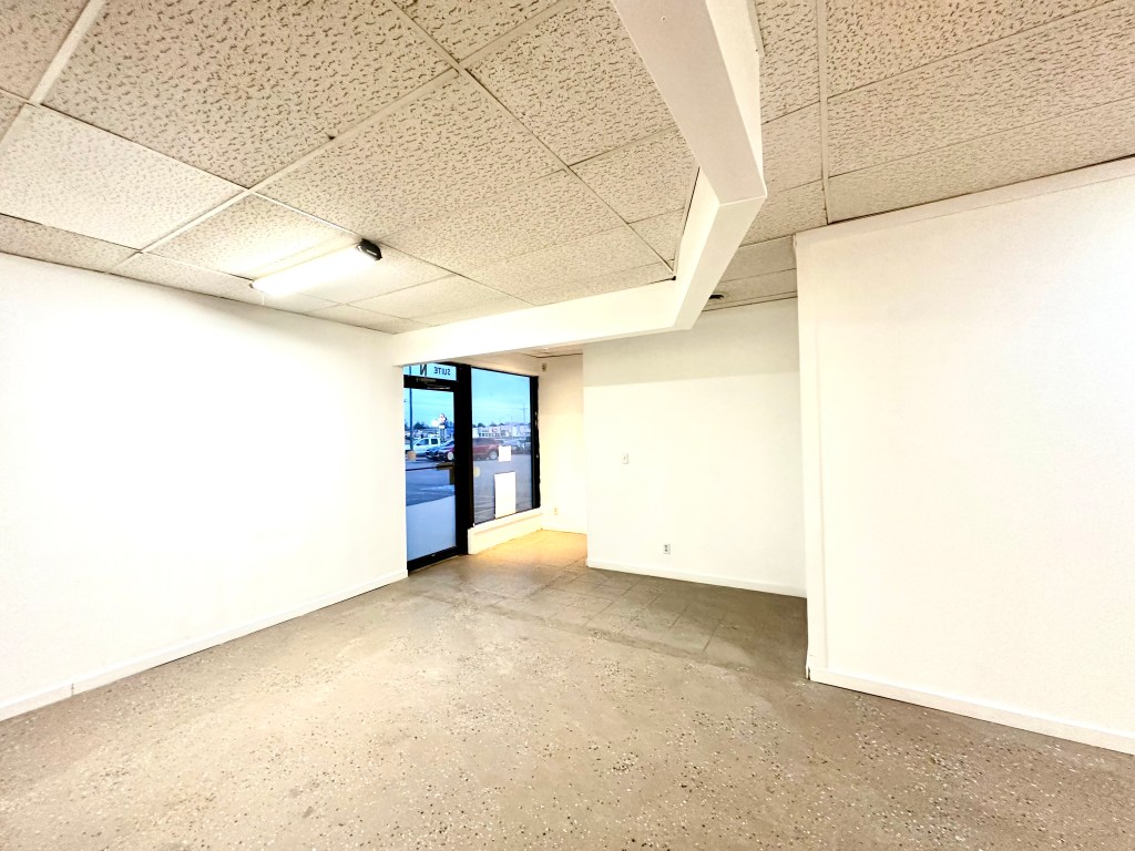 Webb Plaza Commercial Suite for rent in Grand Island, Nebraska by the Conestoga Mall.  