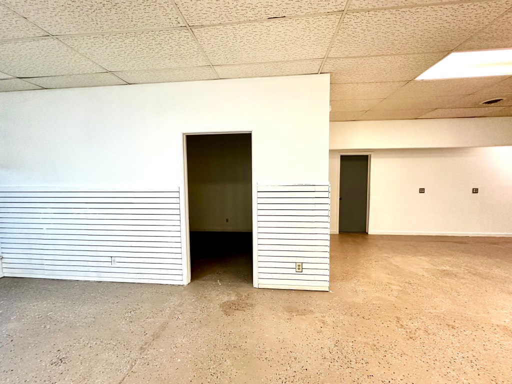 Webb Plaza Commercial Suite for rent in Grand Island, Nebraska by the Conestoga Mall.  